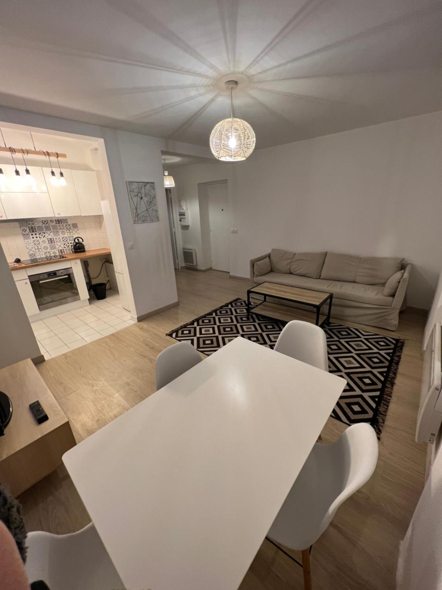 Appartement Lumineux A 2 Pas D'Enghien Montmorency Dış mekan fotoğraf